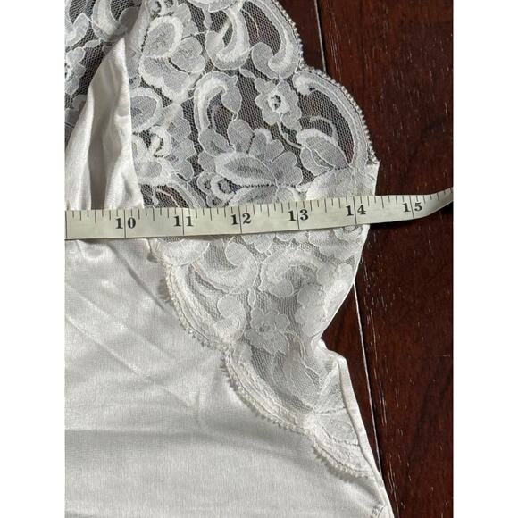 Vintage Interludes by CIRA White Lace Satin Teddy Bodysuit Lingerie Medium - Picture 15 of 16